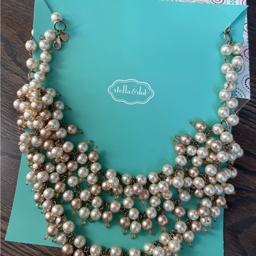 Stella & Dot Sophia Pearl Bib Necklace